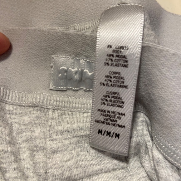 SKIMS Boyfriend Loose Lounge Pant in Light Heather Grey Size Medium - Picture 4 of 4